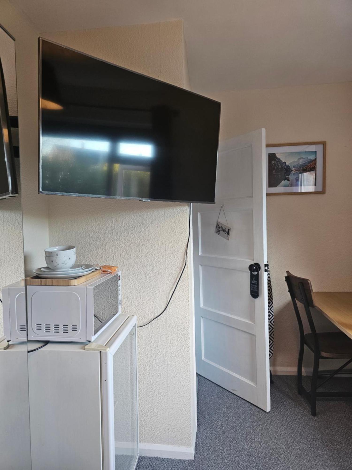 Double Bedroom Located Close To Manchester Airport Wythenshawe Exteriér fotografie